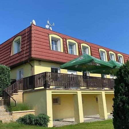Penzion Kamejk Kamyk nad Vltavou Εξωτερικό φωτογραφία